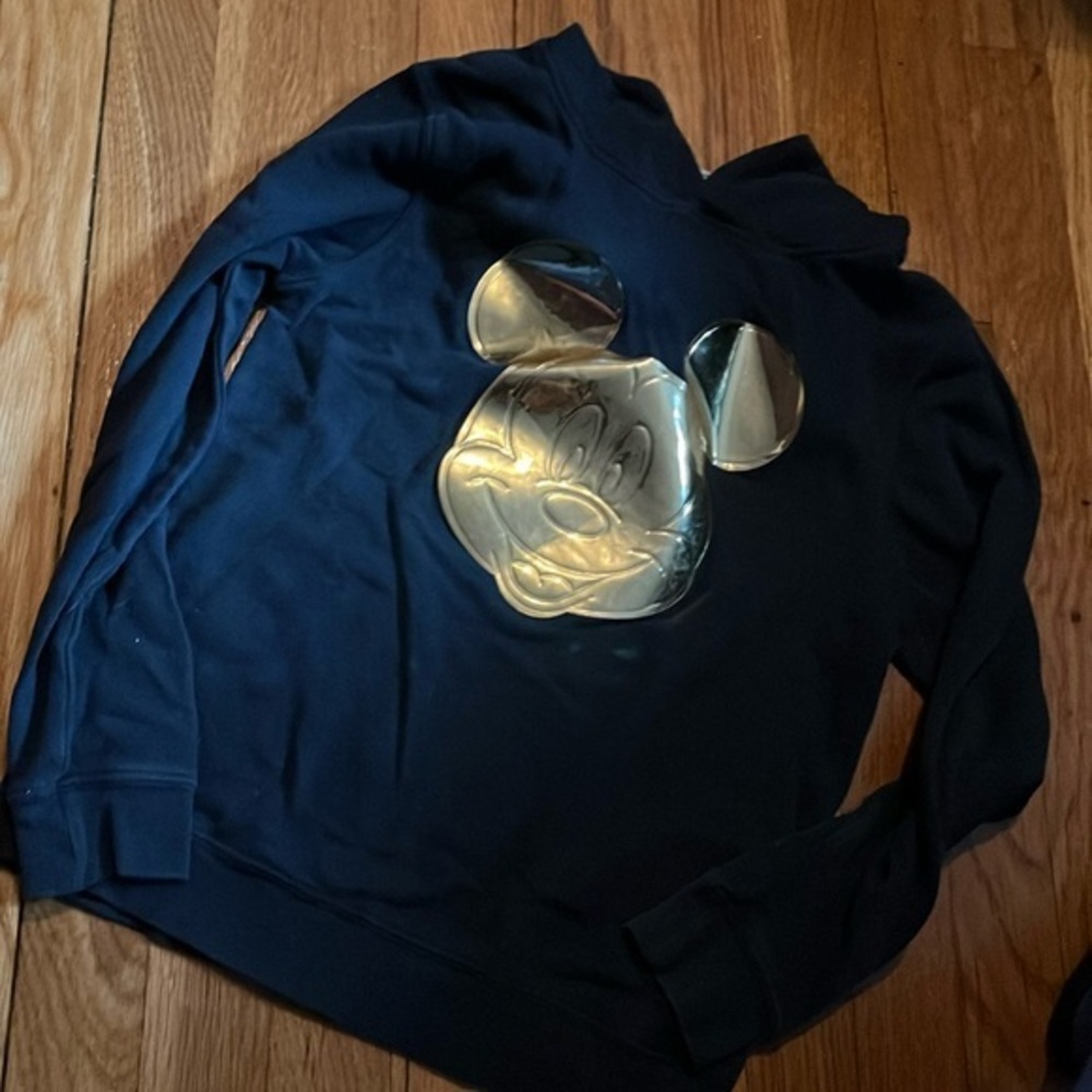 Disney H&M gold Mickey Mouse hoodie see pics for condition 8/10 fit is 6/7.